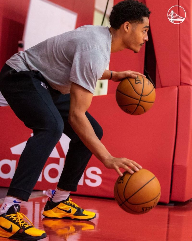 灰熊核心完成康复训练，有望重返球场的简单介绍