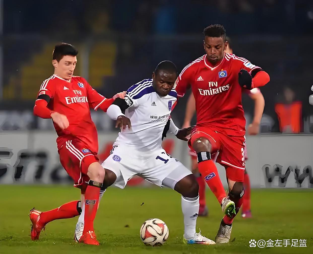 西汉姆联反败为胜,客场击败圣徒 西汉姆联反败为胜,客场击败圣徒