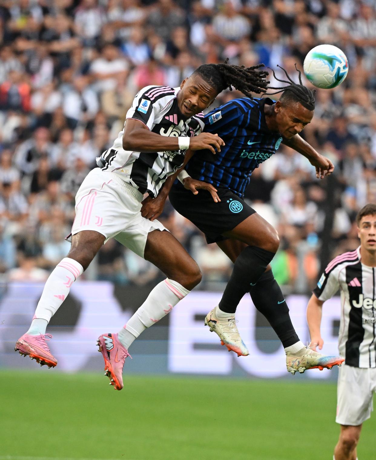 尤文图斯客场击败拜仁慕尼黑晋级