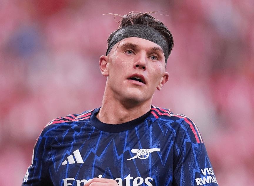 阿克拉内斯惨败,提前出局欧冠赛事,球队面临变局的简单介绍 阿克拉内斯惨败,提前出局欧冠赛事,球队面临变局的简单介绍